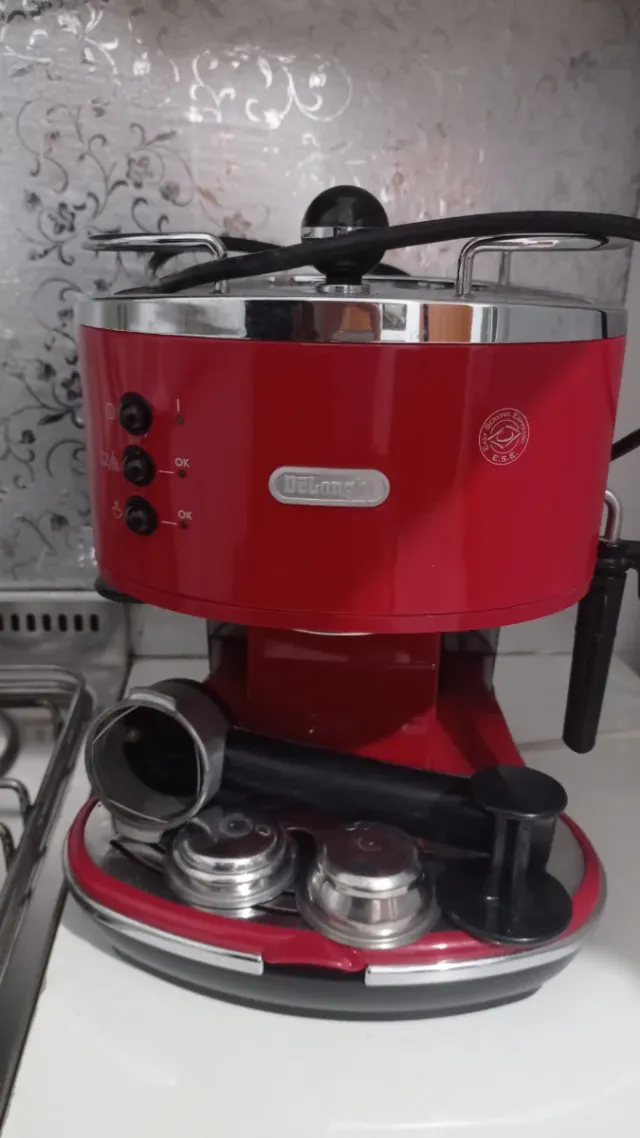 MACCHINA DA CAFFÈ DE LONGHI