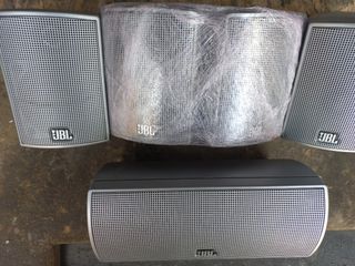 Home cinema JBL 5.1+amplificador Denon de segunda mano por 180 EUR en Palol  d'onyar en WALLAPOP