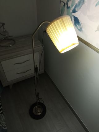 Lampara de pie