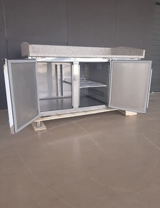 HORNO PARA PIZZA+ AMASADORA +MESA +PALAS + CAMPANA
