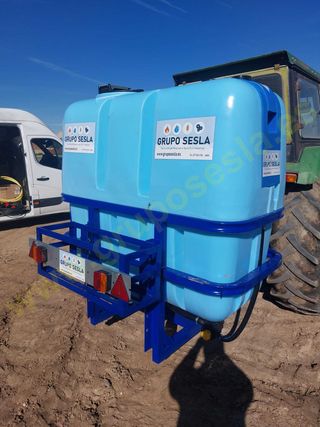 CUBA SUSPENDIDA 1500 LITROS HERBICIDA Y FITOSANITA