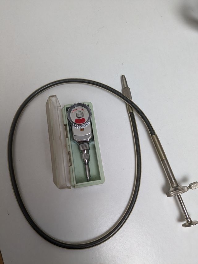 Cámara analógica Konica Autoreflex TC con lentes