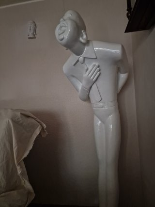 Figura estatua