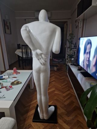 Figura estatua