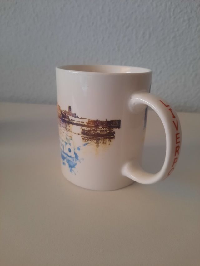 Taza liverpool (NUEVA)