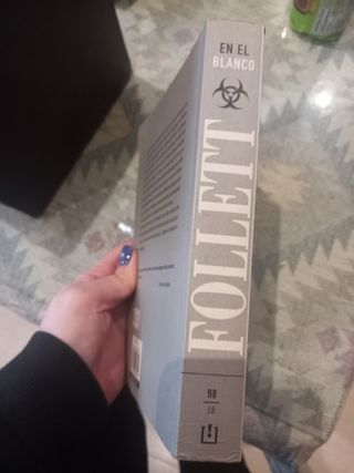 Libro: En el Blanco, de Ken Follett