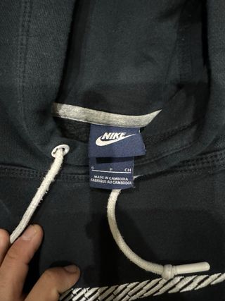 Sudadera negra Nike talla S 