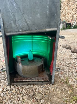 Lampara hierro antigua