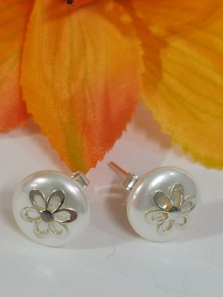 Pendientes perla y flor De Plata De Ley 925