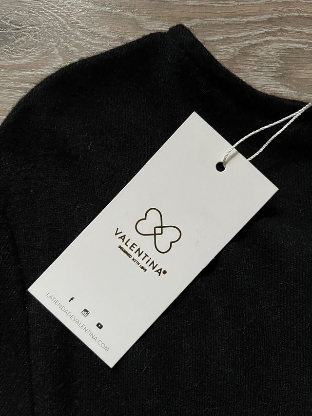 Vestido negro corto punto Valentina