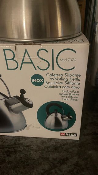 Hervidor de agua silbante.