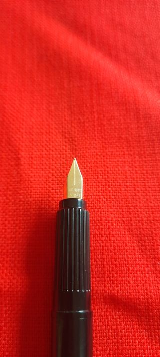 Pluma estilográfica IRIDIUM POINT