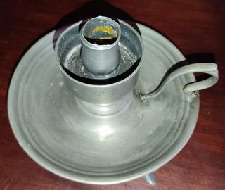 Candelabro antiguo de estaño