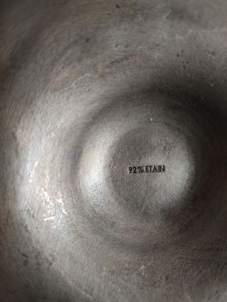 Candelabro antiguo de estaño