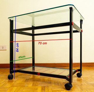 Mesa auxiliar metal y cristal