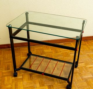 Mesa auxiliar metal y cristal