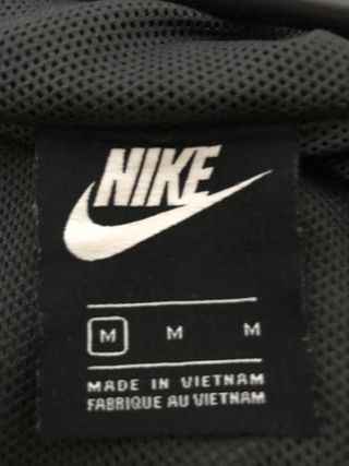 chubasquero sudadera nike