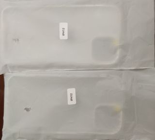 2 fundas de iPhone 12