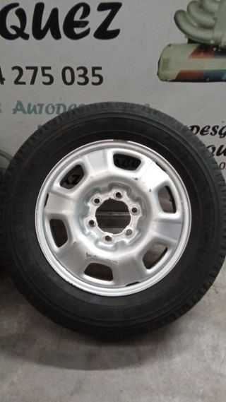 Pareja de llantas chapa en 17 Toyota Land Cruiser