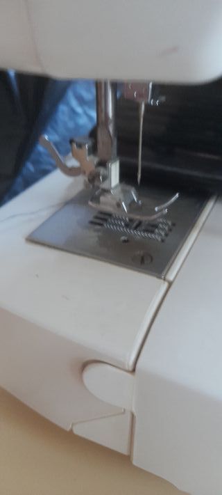 macchine da cucire elettriche