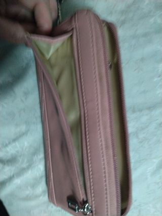 Cartera Guess