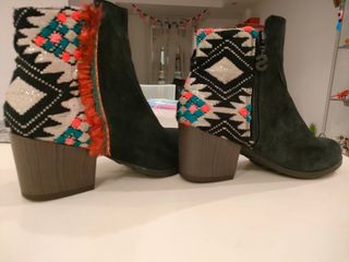 Botín original de Desigual