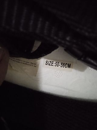 Casco y rodilleras de niño