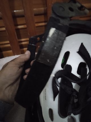 Casco y rodilleras de niño