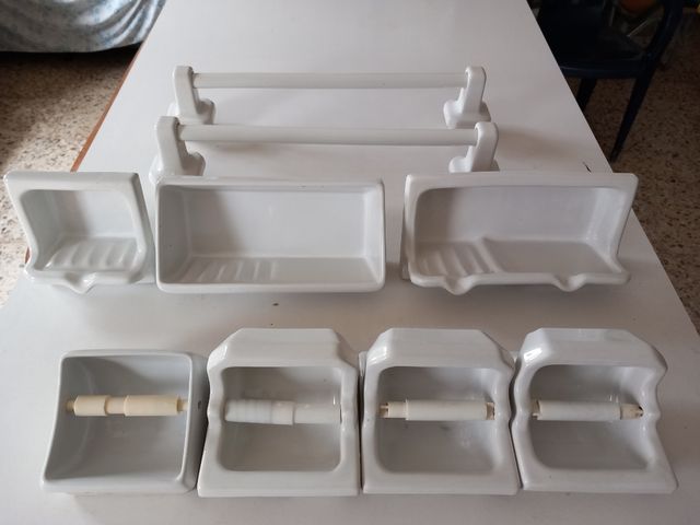 Accesorios de baño antiguos 