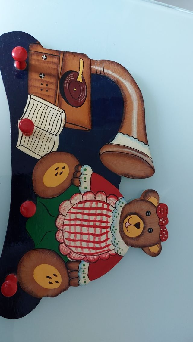 PERCHERO INFANTIL. OSO TEDDY