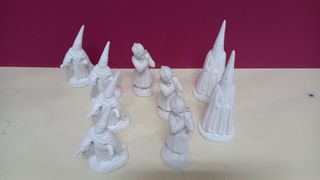 Figuras de capuchinos para pintar