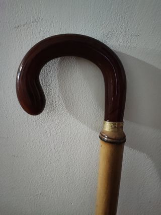 Bastón con puño tipo carey