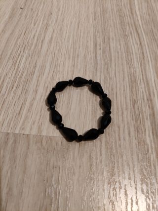 Pulsera negra