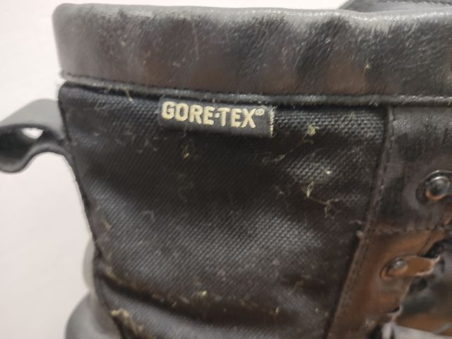 Botas militares goretex 42