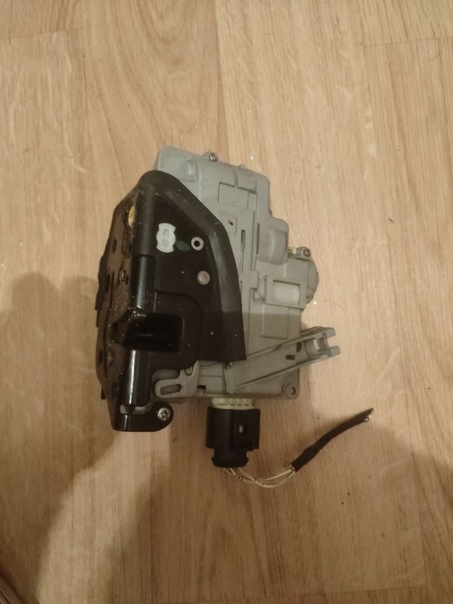 Cerradura vw delantera izquierda