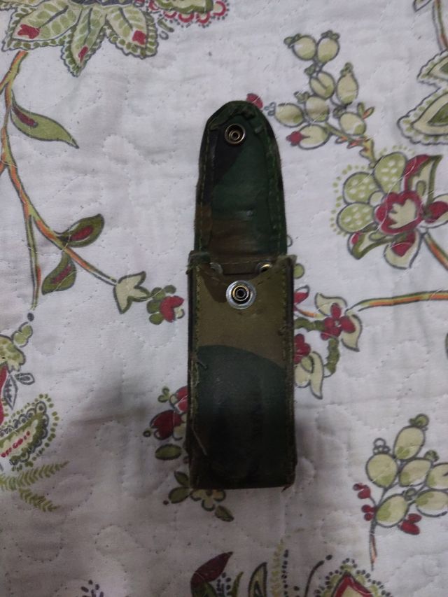 Porta cargador individual pistola