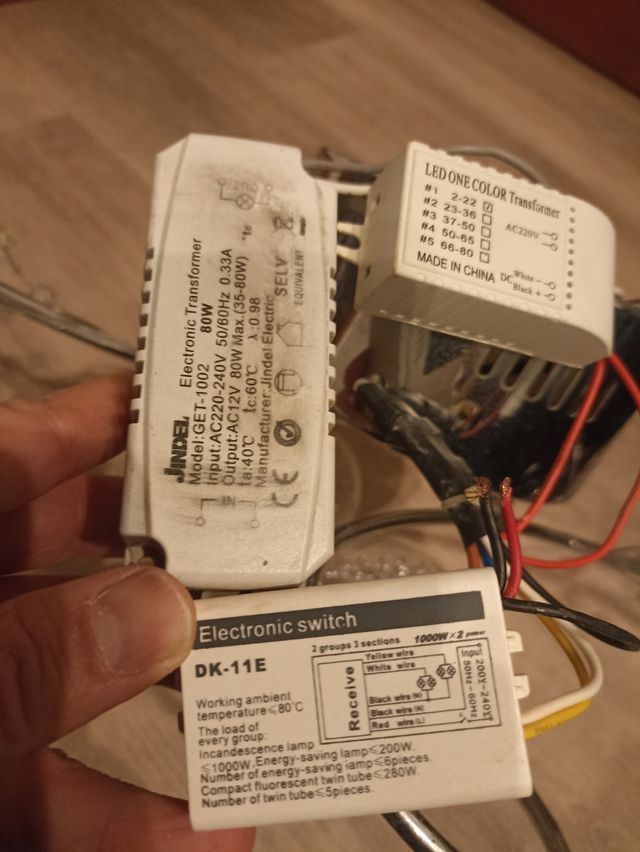 Lampara techo salón.