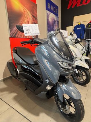 YAMAHA NMAX 125