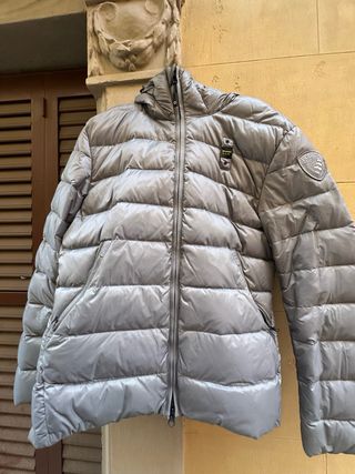Plumífero Blauer gris de plumas corta