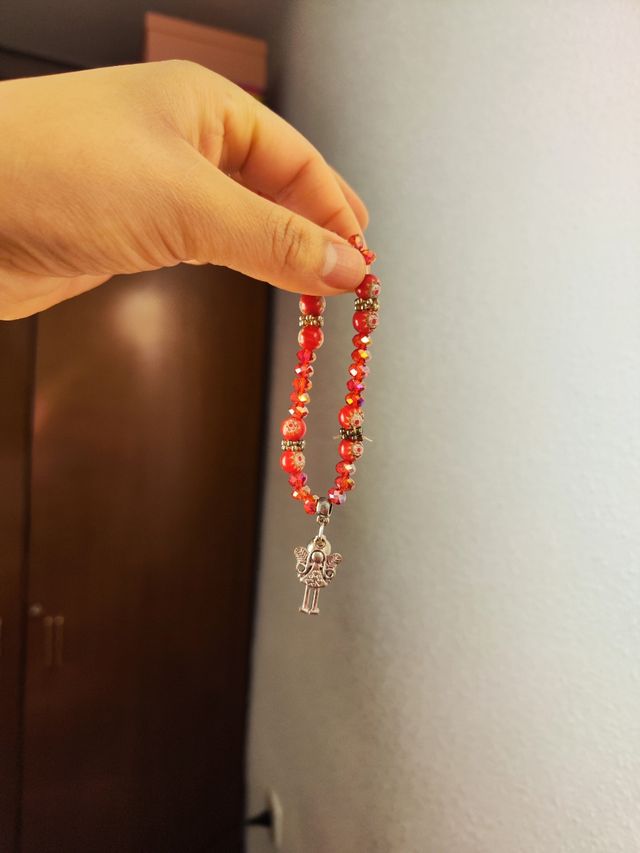 pulsera roja