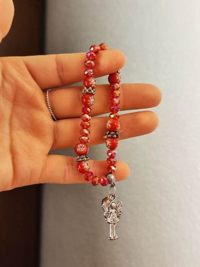 pulsera roja