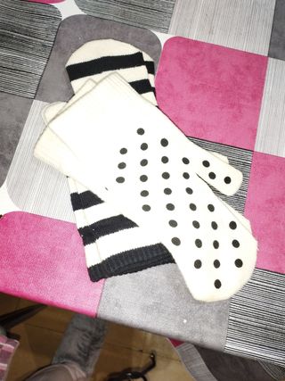 GUANTES,SRA: H-M,Divided.