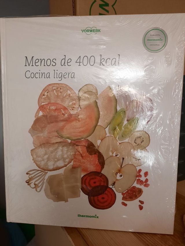 Menos de 400 libros. THERMOMIX