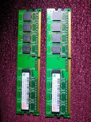4 módulos 1Gb 2Rx8 PC2 5300F HP