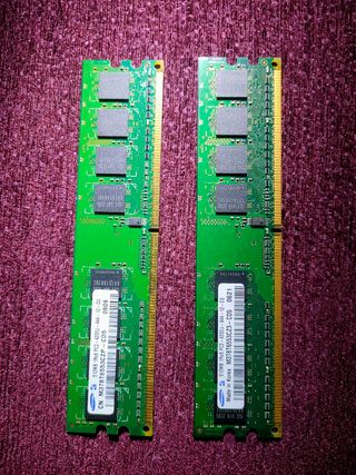 4 módulos 1Gb 2Rx8 PC2 5300F HP .lote 4