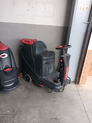 Maquinaria limpieza nilfisk y viper