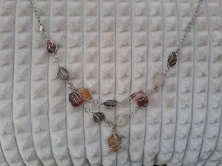 Collar de piedras semipreciosas y plata
