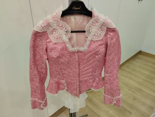 Traje de fallera con dos corpiños y zapatos