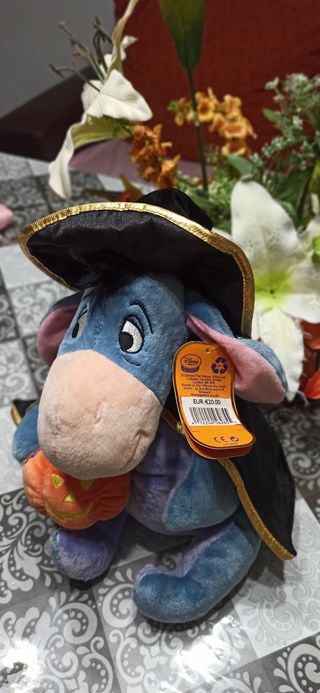 Peluche y cojín