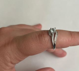 Anillo de compromiso aguamarina diamante